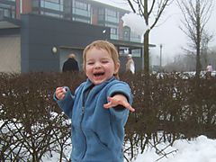 Sigurd kaster sne