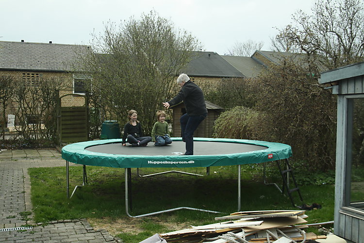-1325_4_FridaSigurdToveTrampolin