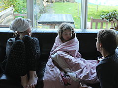 -0724_FridaAstaHanneSofa