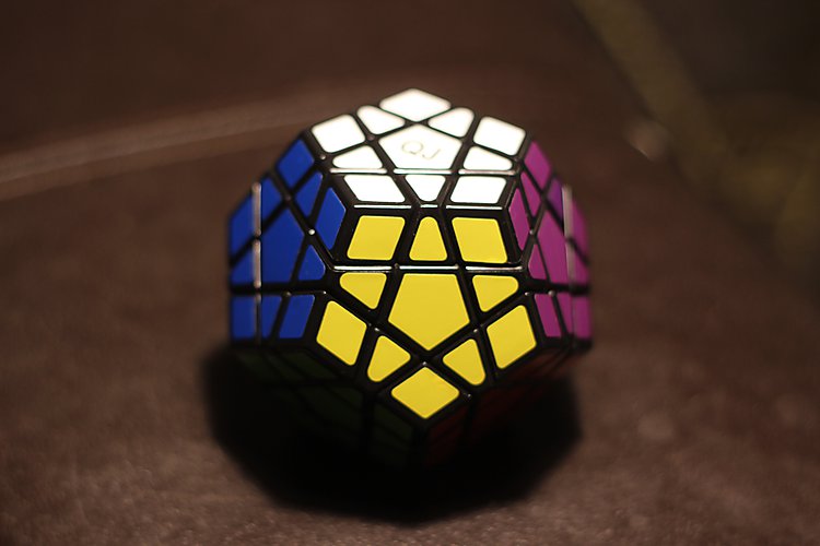 -2040_Dodecahedron_LavetAfHanne