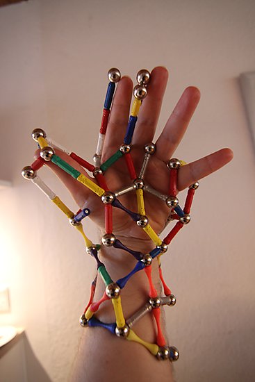-1445_3_Geomag_AstasHaand