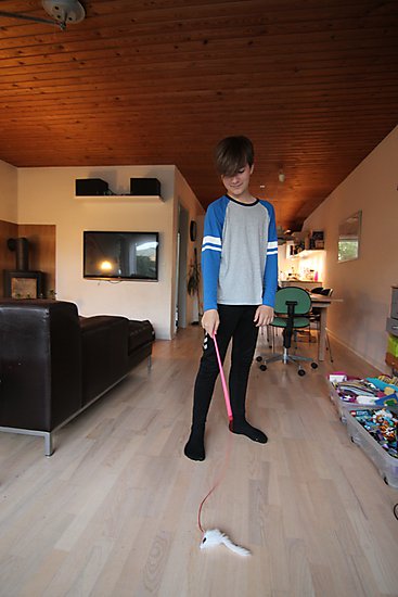 -2135_2_SigurdTesterKillingelegetoej